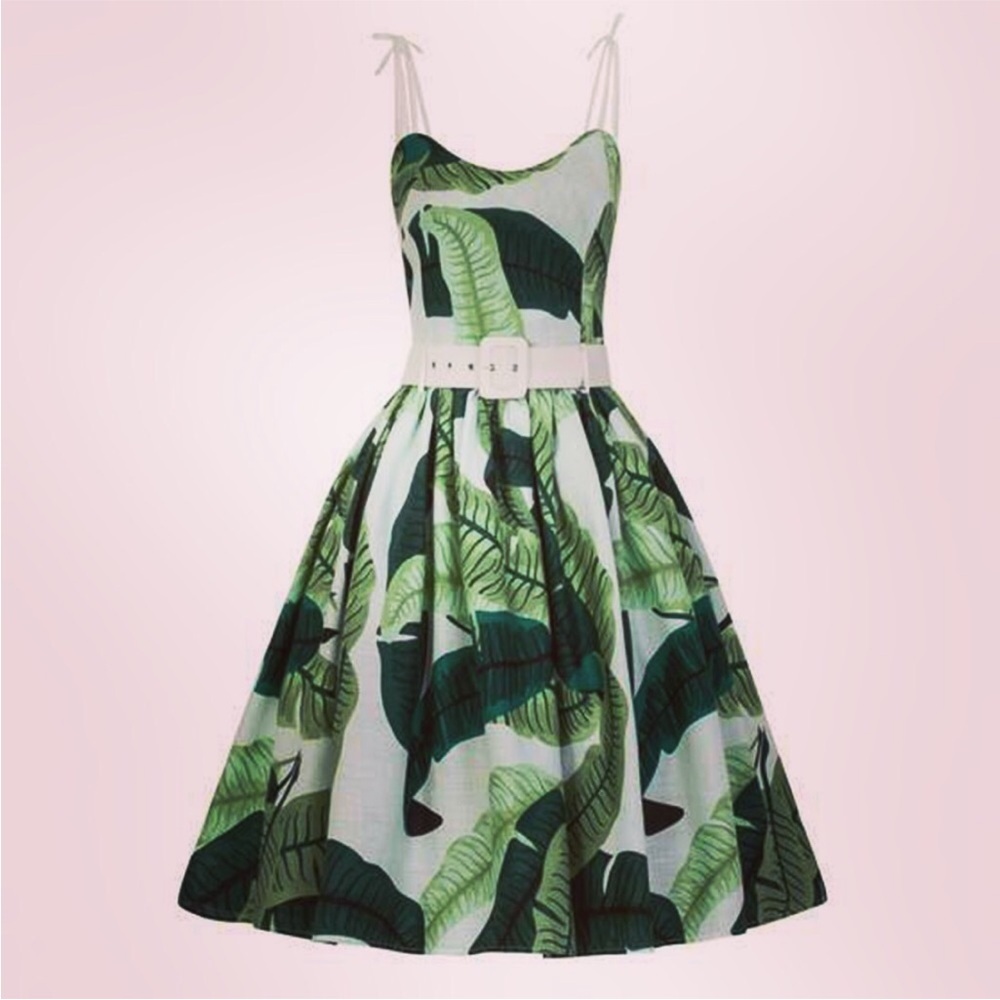 Collectif Jade Banana Leaf Swing Dress 14 NWT
